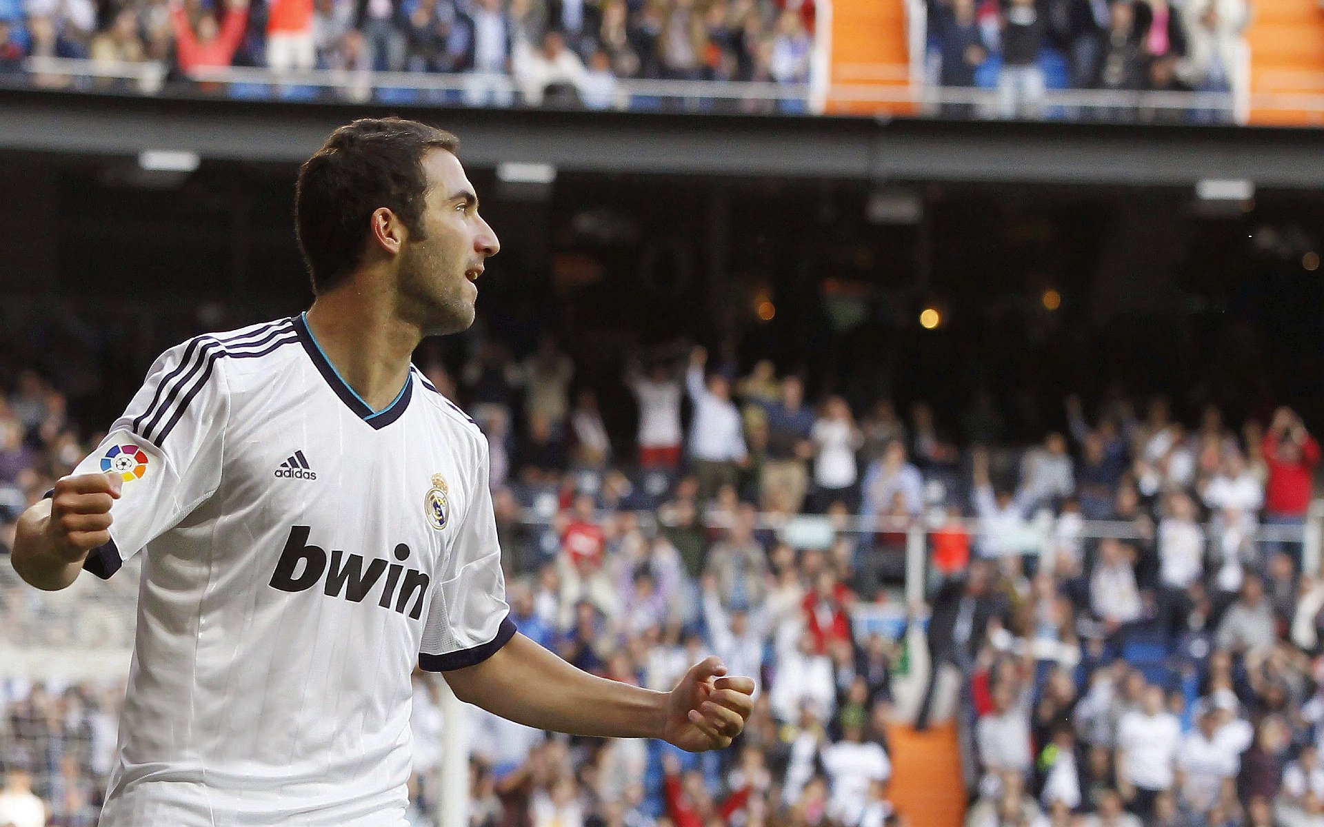 蝴蝶扇动翅膀，当卡塔尔淘汰智利，劳塔罗在2026年接管了世界